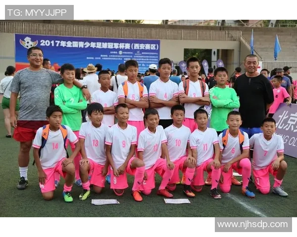 西安足球队的拼搏历程与杯赛荣耀背后的故事分享